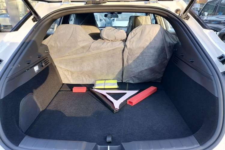 Used CHANGAN UNI-T 2023 2nd Generation 1.5T Flagship Version Interior 5