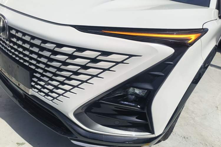 Used CHANGAN UNI-T 2023 2nd Generation 1.5T Luxury Version Left Front Headlight