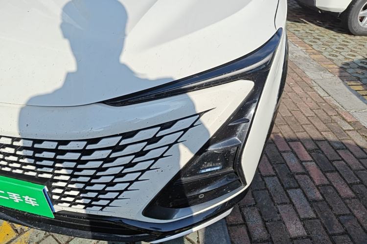 Used CHANGAN UNI-T 2023 Second-Generation 1.5T Prestige Model Left Front Headlight
