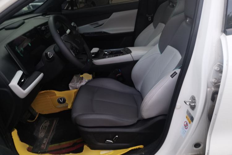 Used CHANGAN UNI-T 2023 Second-Generation 1.5T Prestige Model Left Front Seat