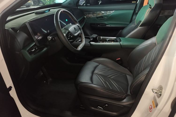 Used CHANGAN UNI-T 2023 2nd Generation 1.5T Sport Edition Prestige Version Left Front Seat