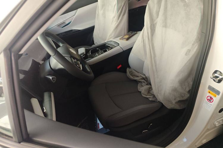 Used CHANGAN UNI-T 2023 Second-Generation 1.5T Prestige Model Left Front Seat
