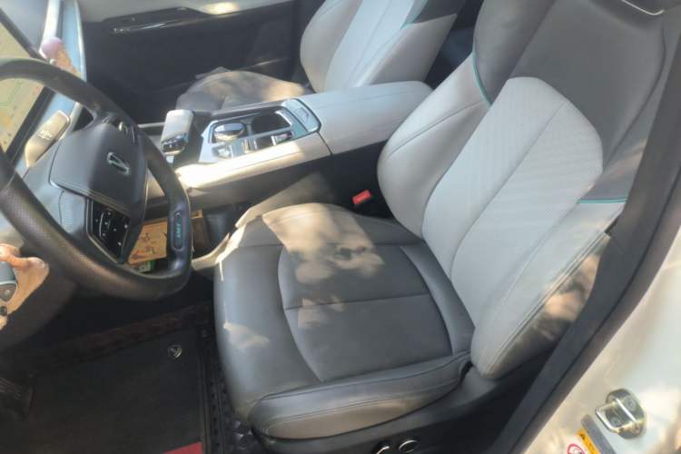 Used CHANGAN UNI-T 2023 2nd Generation 1.5T Flagship Version Left Front Seat