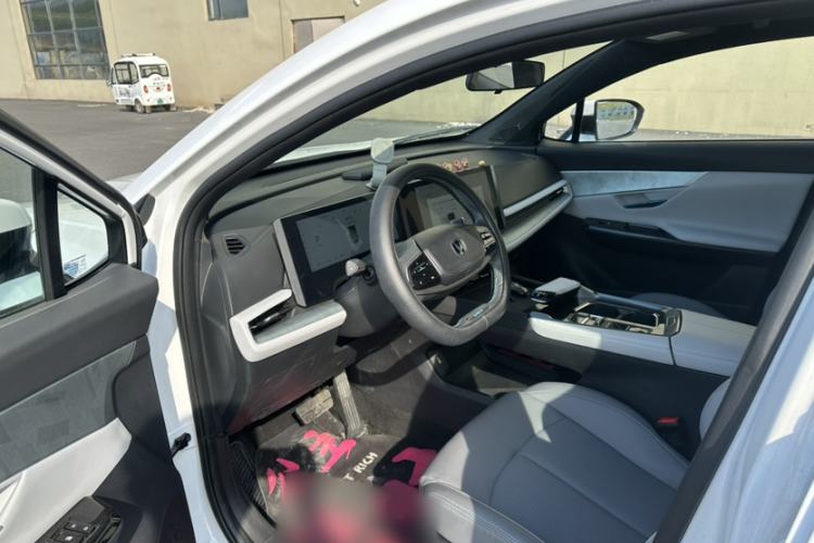 Used CHANGAN UNI-T 2023 Second-Generation 1.5T Prestige Model Left Front Seat