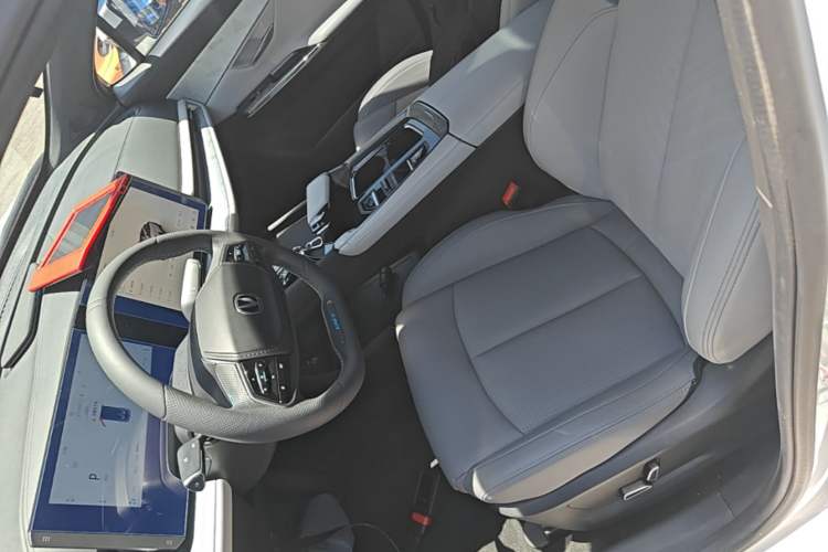 Used CHANGAN UNI-T 2023 Second-Generation 1.5T Prestige Model Left Front Seat