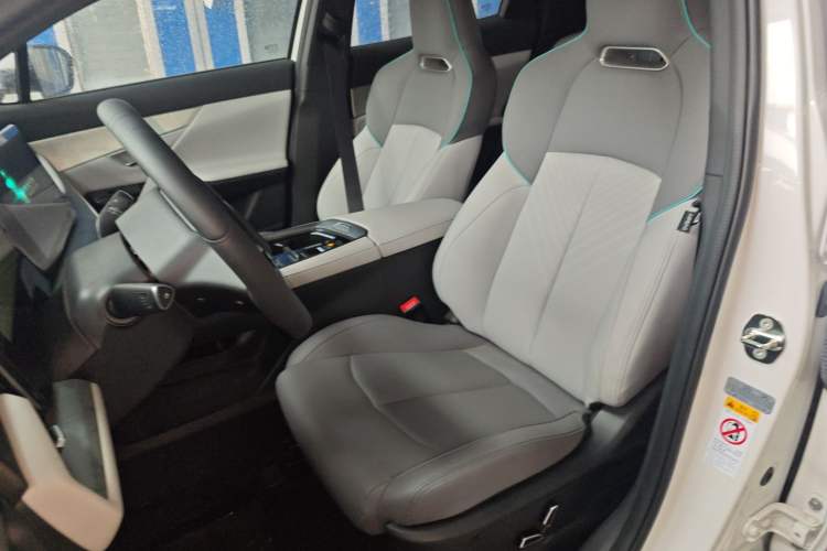 Used CHANGAN UNI-T 2023 Second-Generation 1.5T Prestige Model Left Front Seat