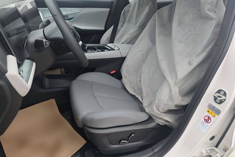 Used CHANGAN UNI-T 2023 Second-Generation 1.5T Prestige Model Left Front Seat