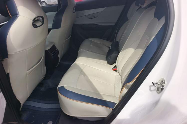 Used CHANGAN UNI-T 2023 Second-Generation 1.5T Prestige Model Left Rear Seat