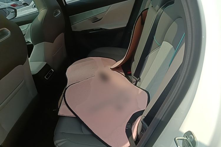 Used CHANGAN UNI-T 2023 2nd Generation 1.5T Excellence Version Left Rear Seat