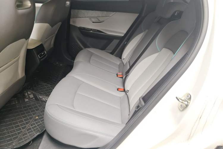 Used CHANGAN UNI-T 2023 2nd Generation 1.5T Luxury Version Left Rear Seat