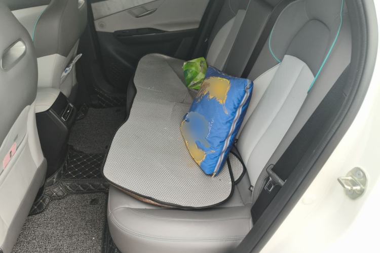 Used CHANGAN UNI-T 2023 Second-Generation 1.5T Prestige Model Left Rear Seat