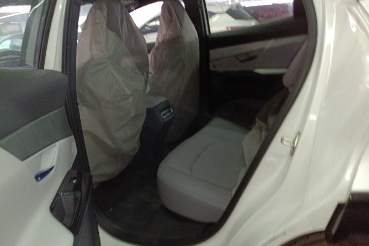 Used CHANGAN UNI-T 2023 Second-Generation 1.5T Prestige Model Left Rear Seat
