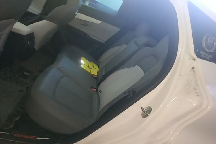 Used CHANGAN UNI-T 2023 Second-Generation 1.5T Prestige Model Left Rear Seat