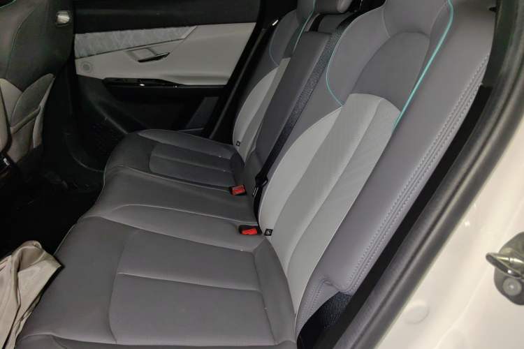Used CHANGAN UNI-T 2023 2nd Generation 1.5T Luxury Version Left Rear Seat