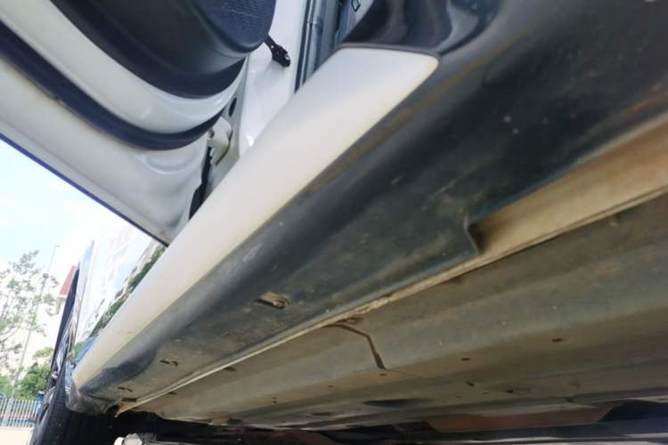 Used CHANGAN UNI-T 2023 2nd Generation 1.5T Luxury Version Left Side Sill