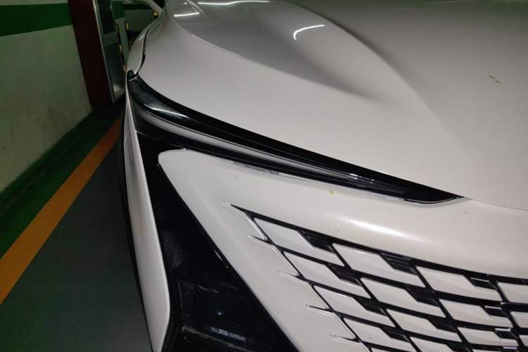 Used CHANGAN UNI-T 2023 2nd Generation 1.5T Luxury Version Right Front Headlight