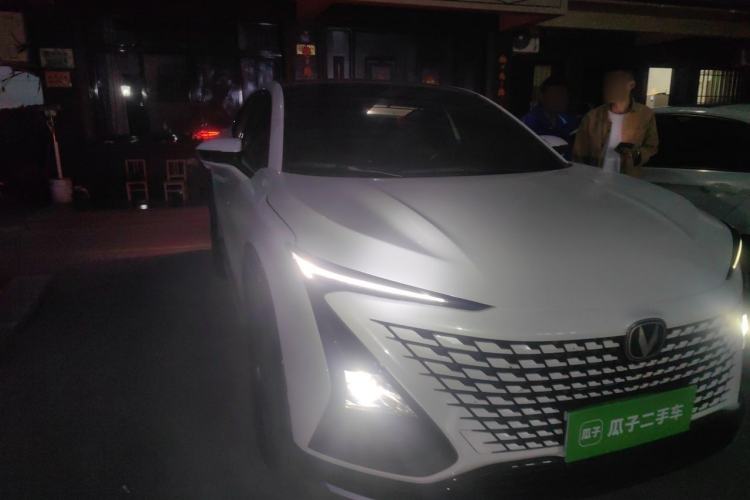 Used CHANGAN UNI-T 2023 Second-Generation 1.5T Prestige Model Right Front Headlight
