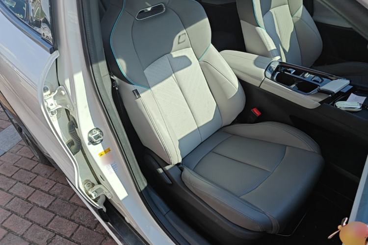 Used CHANGAN UNI-T 2023 Second-Generation 1.5T Prestige Model Right Front Seat