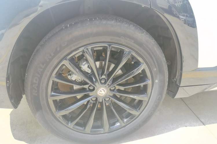 Used CHANGAN UNI-T 2023 2nd Generation 1.5T Luxury Version Right Rear Wheel Hub