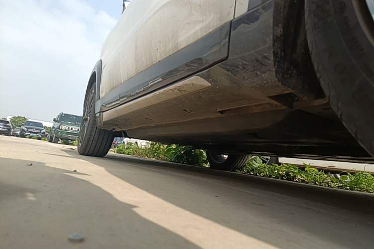 Used CHANGAN UNI-T 2023 2nd Generation 1.5T Excellence Version Right Side Sill