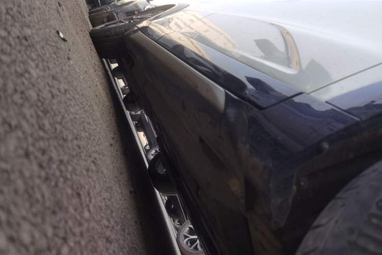 Used CHANGAN UNI-T 2023 Second-Generation 1.5T Prestige Model Right Side Sill