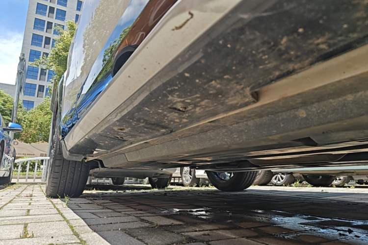 Used CHANGAN UNI-T 2023 Second-Generation 1.5T Prestige Model Right Side Sill