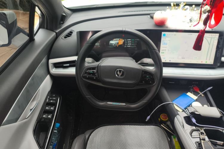 Used CHANGAN UNI-T 2023 Second-Generation 1.5T Prestige Model Steering Wheel