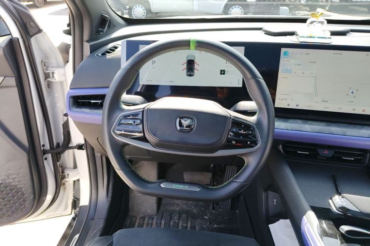 Used CHANGAN UNI-T 2023 2nd Generation 1.5T Sport Edition Prestige Version Steering Wheel