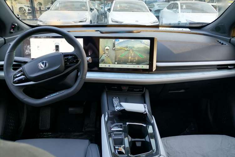 Used CHANGAN UNI-T 2023 2nd Generation 1.5T Flagship Version Steering Wheel