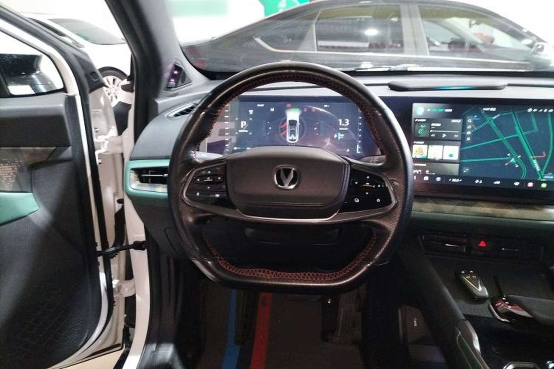 Used CHANGAN UNI-T 2023 2nd Generation 1.5T Sport Edition Prestige Version Steering Wheel