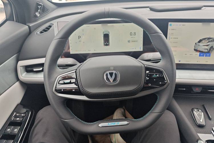 Used CHANGAN UNI-T 2023 Second-Generation 1.5T Prestige Model Steering Wheel