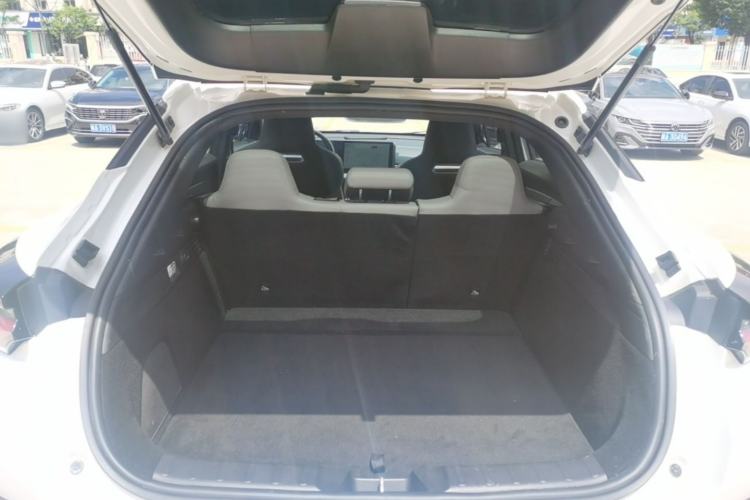 Used CHANGAN UNI-T 2023 2nd Generation 1.5T Luxury Version Trunk