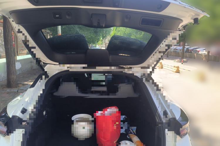 Used CHANGAN UNI-T 2023 2nd Generation 1.5T Flagship Version Trunk