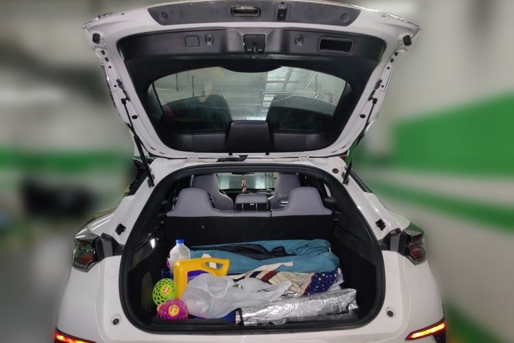 Used CHANGAN UNI-T 2023 2nd Generation 1.5T Luxury Version Trunk