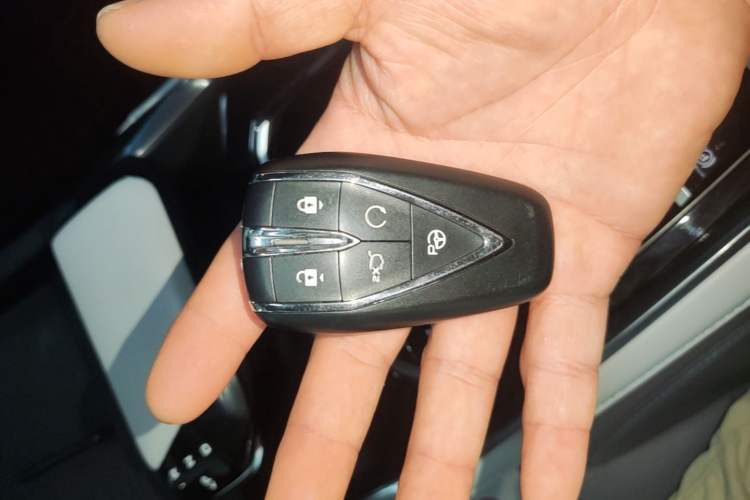 Used CHANGAN UNI-T 2023 2nd Generation 1.5T Flagship Version Vehicle Key