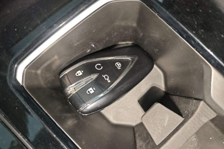 Used CHANGAN UNI-T 2023 2nd Generation 1.5T Flagship Version Vehicle Key