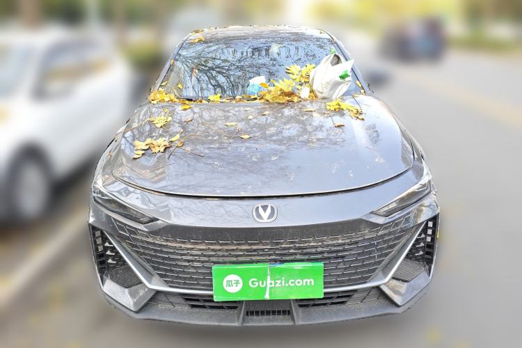 Used CHANGAN UNI-V 2023 1.5T Prestige Model Front