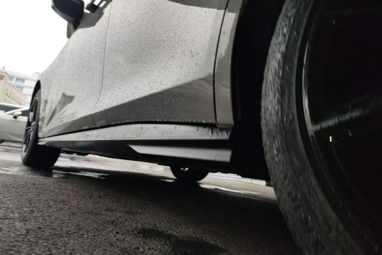 Used CHANGAN UNI-V 2023 1.5T Prestige Model Left Side Sill