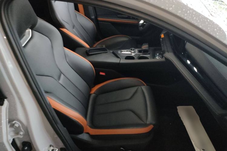 Used CHANGAN UNI-V 2023 1.5T Prestige Model Right Front Seat
