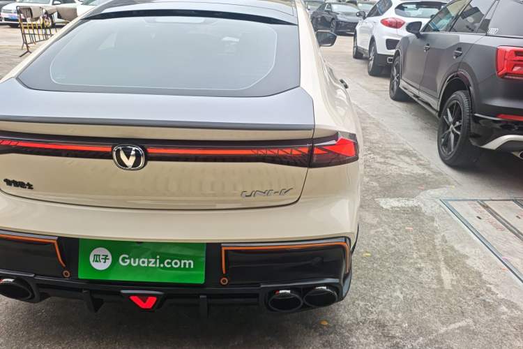 Used CHANGAN UNI-V 2023 1.5T Sport Edition Right Rear Taillight