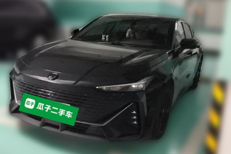 Używany CHANGAN UNI-V 2022 1.5T Prestige Version Guazi used car, China used car export, Used car for sale, Used cars, Cheapest cars for sale
