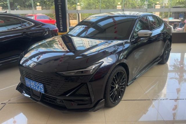 Used CHANGAN UNI-V 2022 1.5T Sport Edition