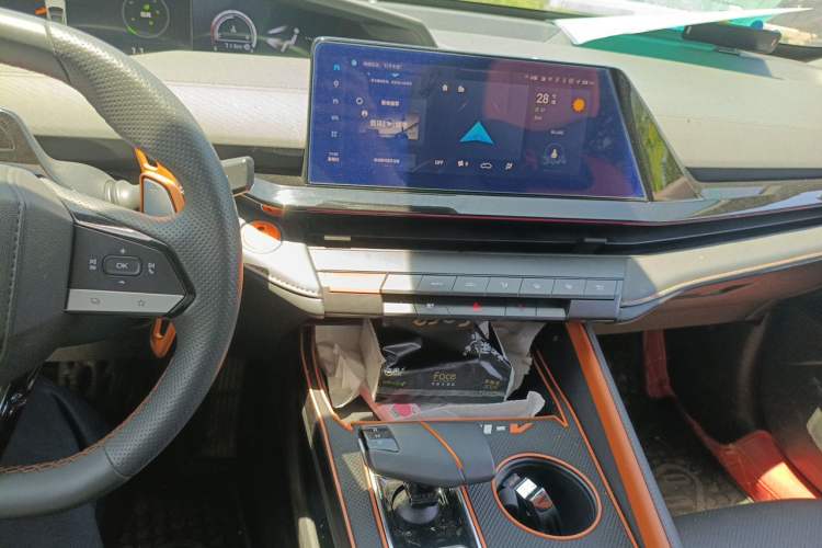 Used CHANGAN UNI-V 2022 1.5T Sport Edition Audio And AC Panel