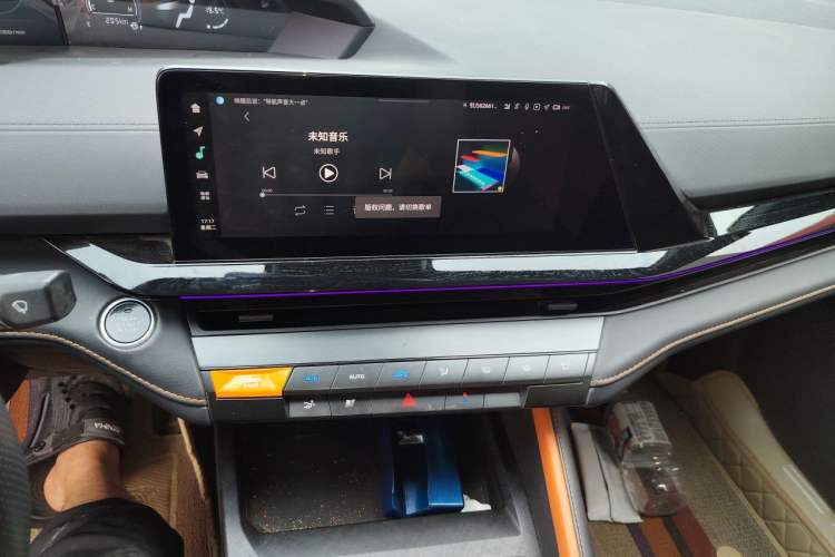 Used CHANGAN UNI-V 2022 1.5T Prestige Version Audio And AC Panel