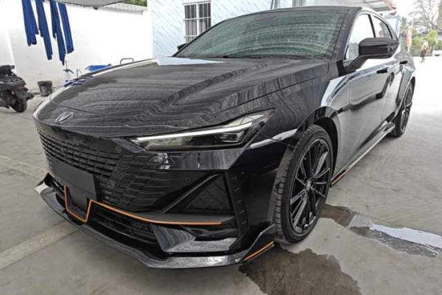 Used CHANGAN UNI-V 2022 1.5T Sport Edition