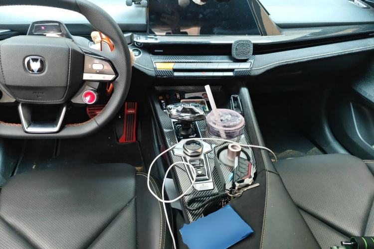 Used CHANGAN UNI-V 2022 1.5T Sport Edition Center Console