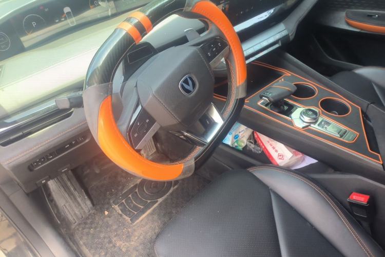 Used CHANGAN UNI-V 2022 1.5T Sport Edition Center Console