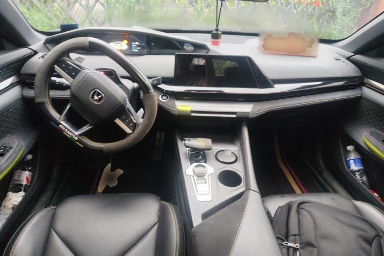 Used CHANGAN UNI-V 2022 1.5T Sport Edition Center Console