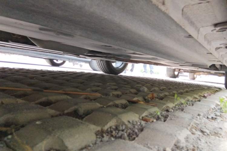 Used CHANGAN UNI-V 2022 1.5T Prestige Version Chassis Front Left