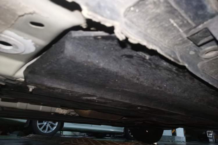 Used CHANGAN UNI-V 2022 1.5T Prestige Version Chassis Front Left